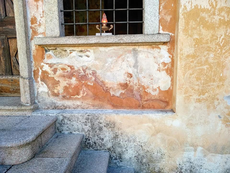 sali efflorescenze saline con barbe su muratura cause umidità muri