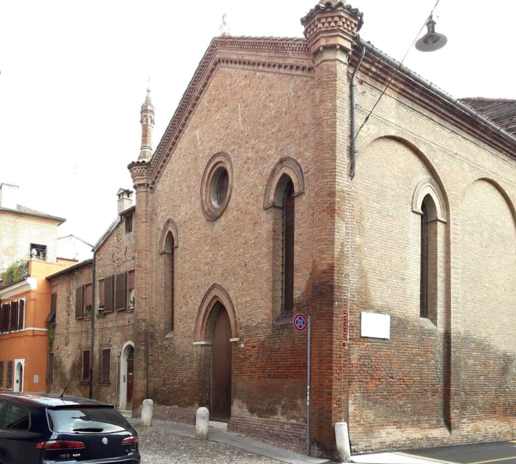 cause deterioramento facciate edifici storici Ferrara