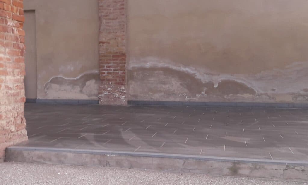 intonaco con degrado localizzato valutato durante una diagnosi tecnica daniele Stevoli intonaco con degrado localizzato valutato durante una diagnosi tecnica