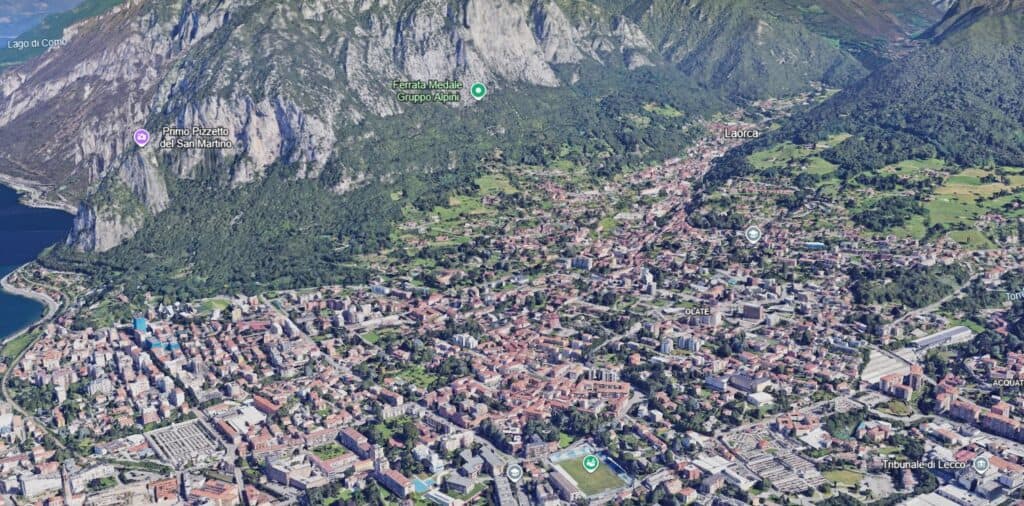 Analisi del territorio e del rapporto tra edificio, pendenze e acque meteoriche. Analisi del territorio e del rapporto tra edificio, pendenze e acque meteoriche.